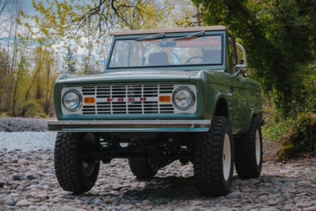 Heritage Bronco custom build detail